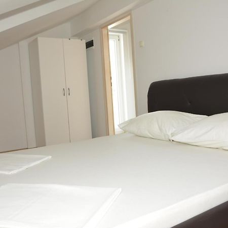 Apartman 2 塞尼 外观 照片
