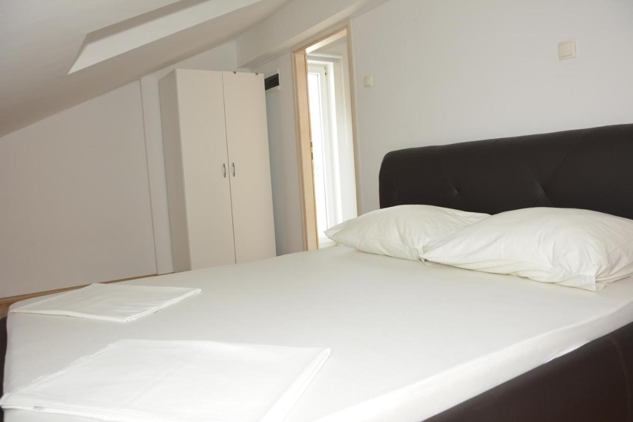 Apartman 2 塞尼 外观 照片